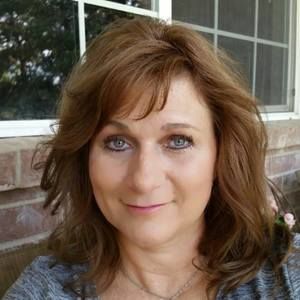 Meet your Posher, Dana coy